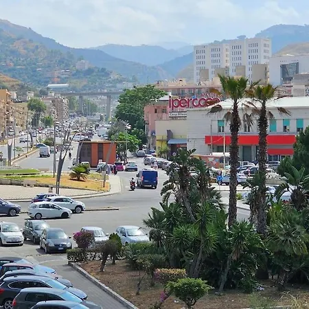 Casa Sole E Luna Apartment