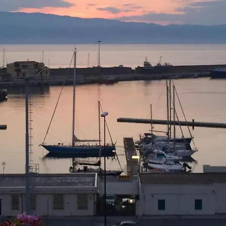 Casa Sole E Luna Lägenhet Reggio di Calabria